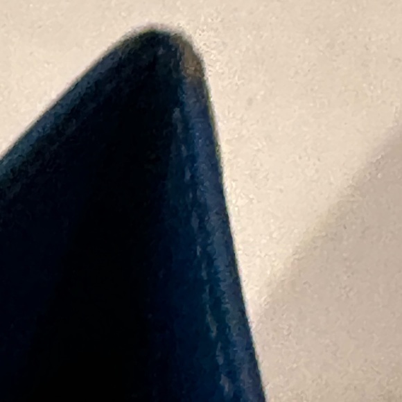 Louis Vuitton epi blue 4 key chain - Picture 4 of 9